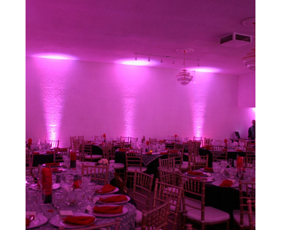 Светодиодный прожектор ADJ Mega TRIPAR Profile PLUS