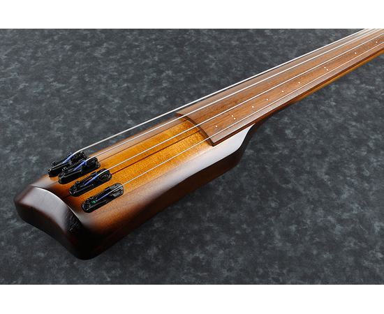 Безладовая бас-гитара IBANEZ UB804-MOB