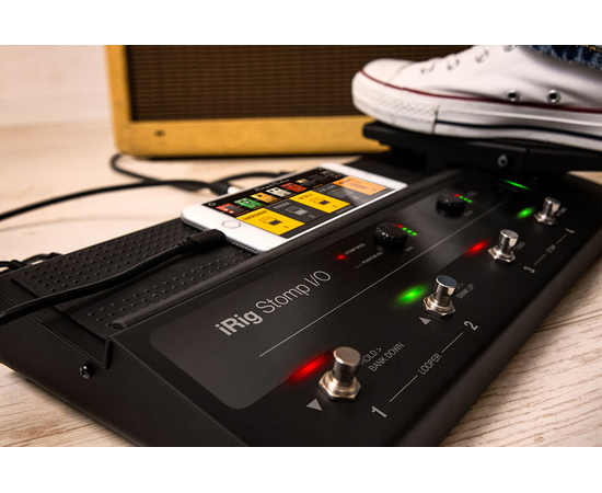 Напольный гитарный USB-контроллер IK MULTIMEDIA iRig Stomp I/O
