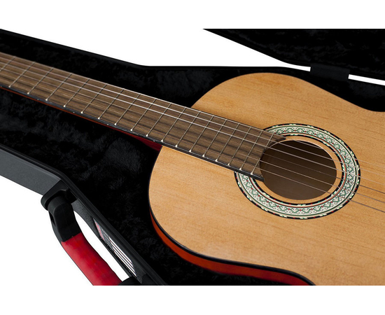 Кейс для классической гитары GATOR GTSAGTRCLASS