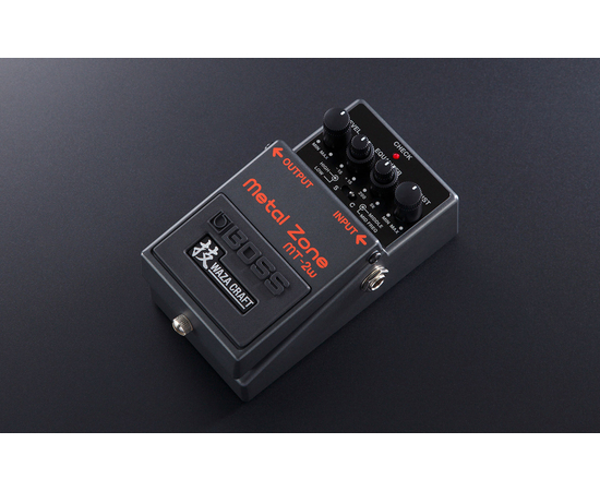 Педаль эффектов BOSS Metal Zone MT2W