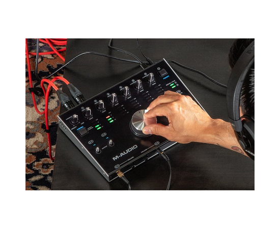Аудио интерфейс M-Audio MTRACK8X4M, фото , изображение 7