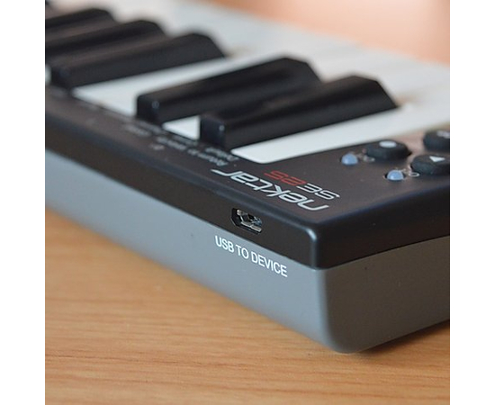 MIDI-клавиатура Nektar SE25