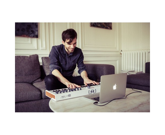 MIDI-клавиатура Arturia KeyLab Essential 49