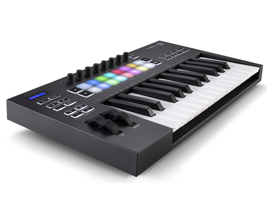 MIDI клавиатура NOVATION Launchkey 25 MK3