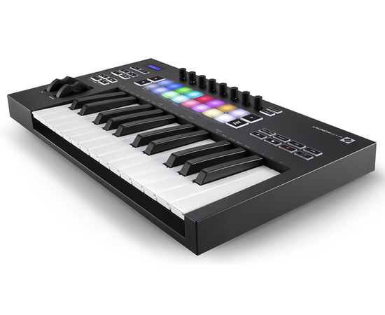 MIDI клавиатура NOVATION Launchkey 25 MK3