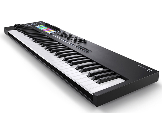MIDI клавиатура NOVATION Launchkey 61 MK3