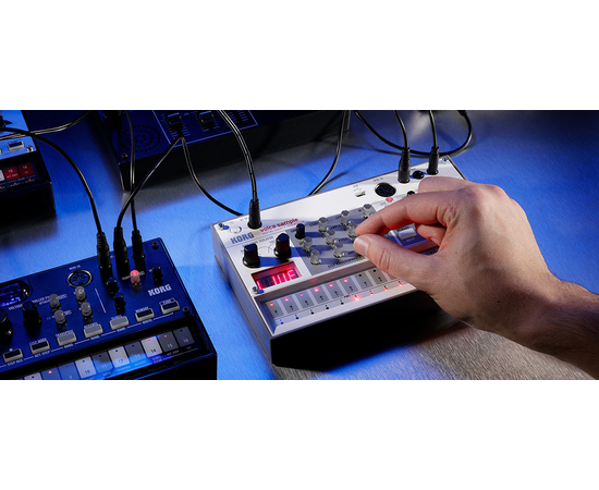 Аналоговый синтезатор KORG VOLCA-SAMPLE2
