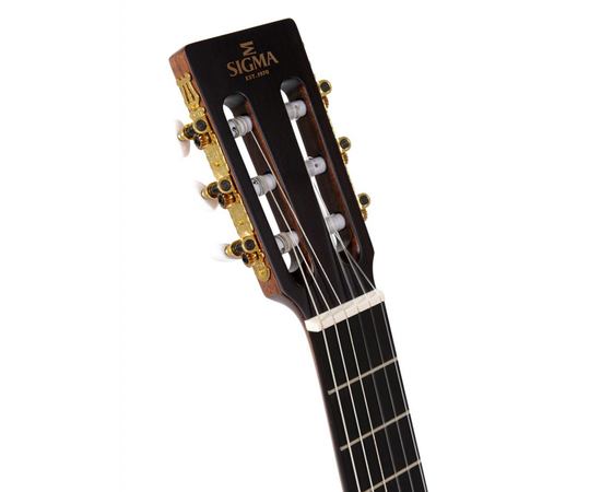 Классическая гитара со звукоснимателем SIGMA CMC-STE