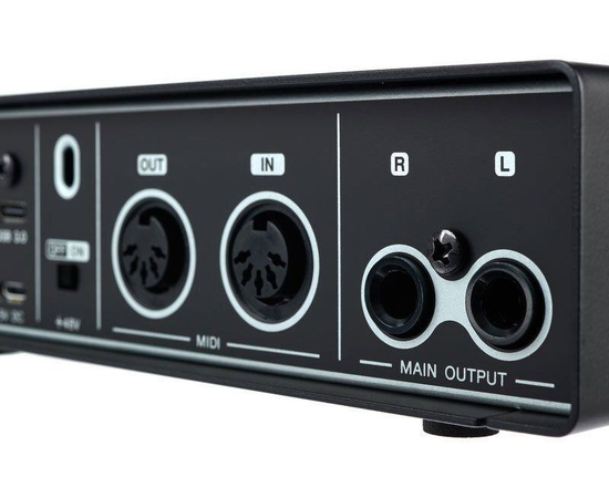 Аудиоинтерфейс Steinberg UR22CАудиоинтерфейс Steinberg UR22C