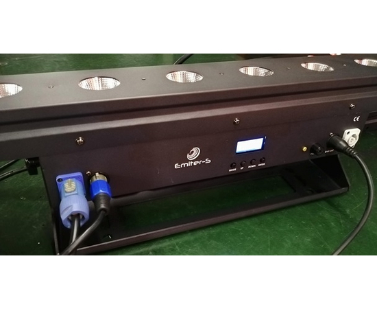 Светодиодная панель Emiter-S A011 8*30W 3 в 1 COB LED Wall Washer Light