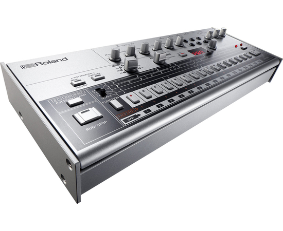 Ритм-машина Roland TR-06
