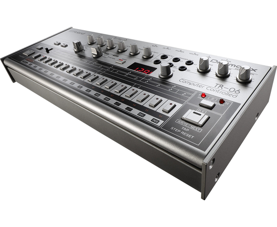 Ритм-машина Roland TR-06