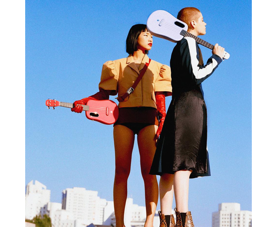 Карбоновое укулеле с преампом Lava U23 Freeboost Red