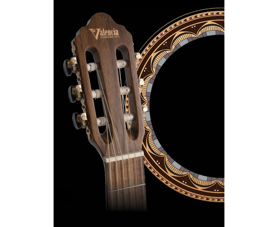 Классическая гитара ( 3/4) VALENCIA VC303
