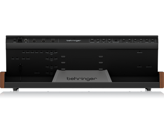 Синтезатор Behringer MONOPOLY