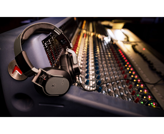 Наушники Austrian Audio Hi-X65