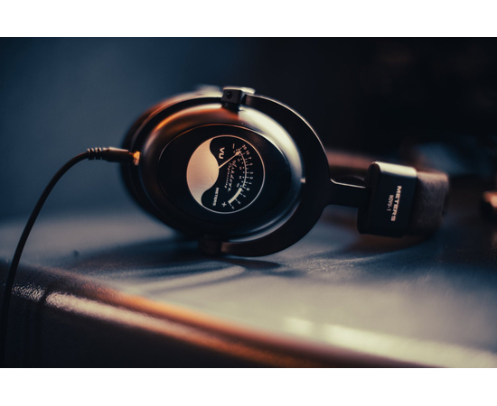 Студийные наушники ASHDOWN METERS NOVU-1 STUDIO