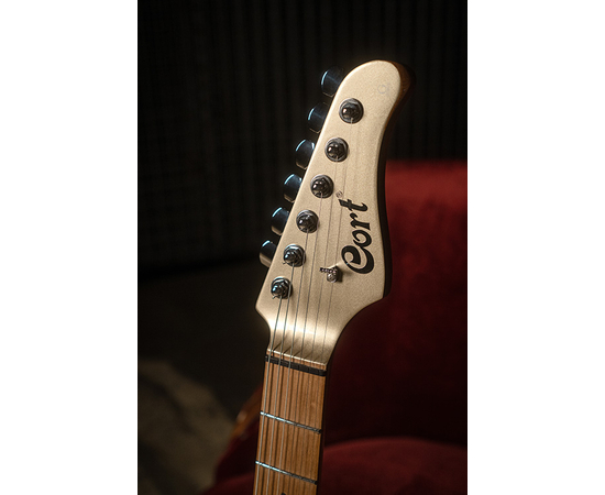 Электрогитара CORT G300 Pro (Metallic Gold)