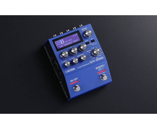 Гитарный синтезатор BOSS SY-200