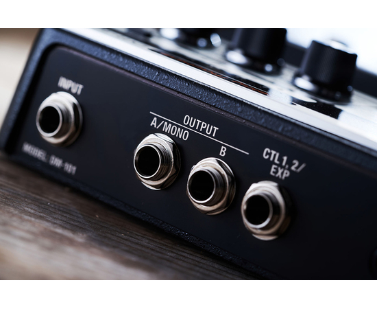 Педаль ефектів Boss DM-101 Delay Machine