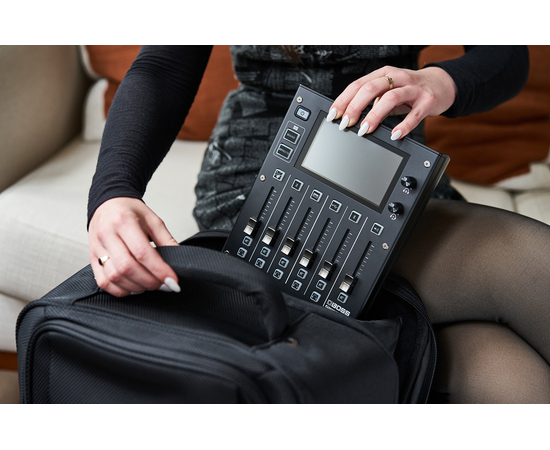 Аудиоинтерфейс / стриминговый микшер Boss GCS-5 Gigcaster