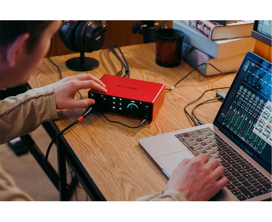 Аудіоінтерфейс FOCUSRITE Scarlett 4i4 4th Gen