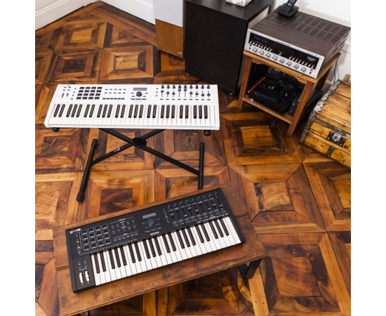 MIDI-клавиатура Arturia KeyLab 49 MkII + V Collection 8.2
