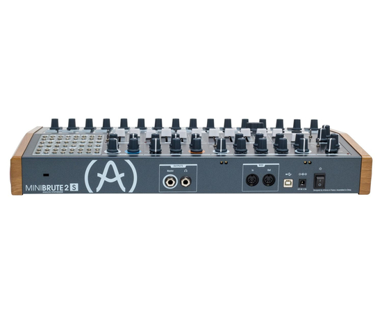 Аналоговый синтезатор Arturia MiniBrute 2S