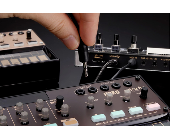 Синтезатор KORG VOLCA-FM2
