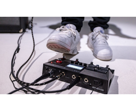 Процессор для бас-гитары Zoom B2 FOUR