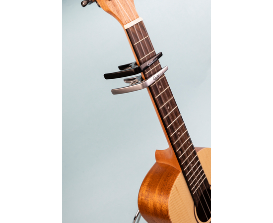 Каподастр для укулеле Guitto GGC-07 Black