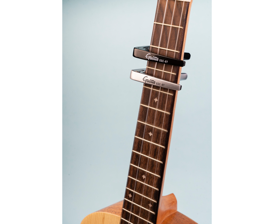 Каподастр для укулеле Guitto GGC-07 Silver