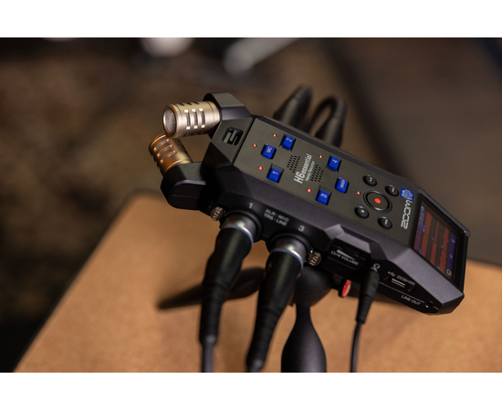Портативный рекордер Zoom H6essential