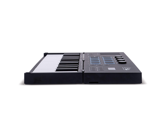 Розкладна MIDI-клавіатура / контролер Blackstar Carry-on FC-25 Folding Controller (25 клавіш) Black