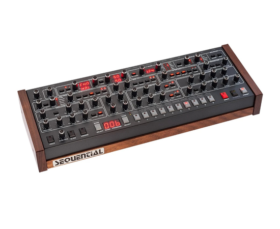 Аналоговый синтезатор Dave Smith Instruments Prophet-6 Module