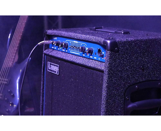 Комбоусилитель для бас-гитары Laney RB4