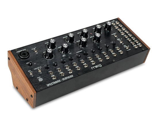 Синтезатор аналогового моделювання MOOG SPECTRAVOX