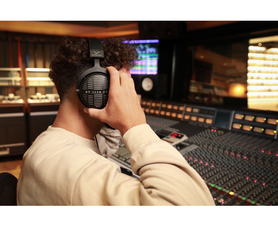 Студийные наушники Beyerdynamic DT 1990 PRO MK II