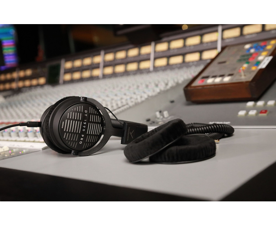 Студийные наушники Beyerdynamic DT 1990 PRO MK II