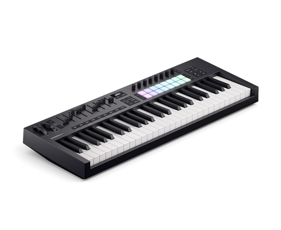 MIDI клавиатура NOVATION Launchkey 49 MK4