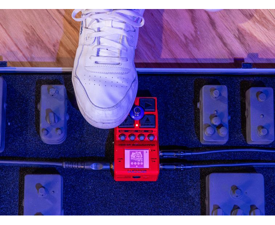 Педаль ефектів для бас-гітари Zoom MS-60B+