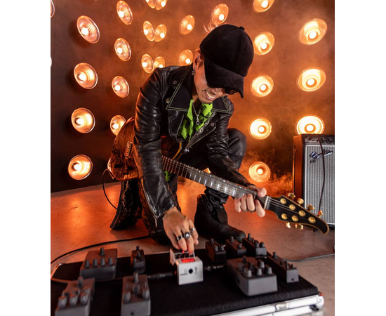 Гитарный процессор / педаль эффектов Zoom MS-50G+