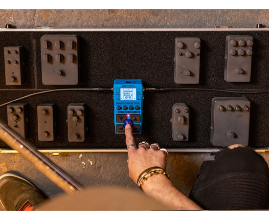 Гітарний процесор / педаль ефектів Zoom MS-70CDR+