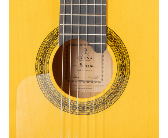 Классическая гитара ADMIRA BULERIA