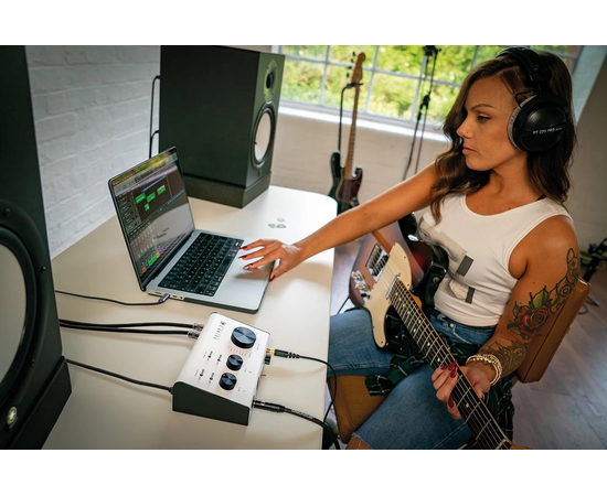 Аудиоинтерфейс BLACKSTAR POLAR 2