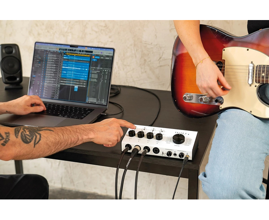 Аудіоінтерфейс BLACKSTAR POLAR 4