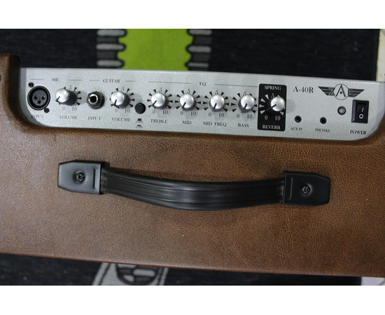 Комбоусилитель для акустической гитары GEWA ZAR A-40R Amplifier