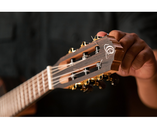 Гиталеле Ortega Travel RGL5EB Ebony Natural