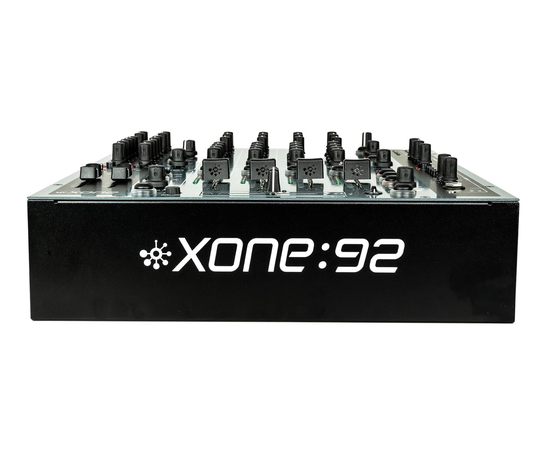 DJ-мікшер XONE by Allen Heath :92 mk2